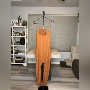 W25 Shoulder To Hem 58 95%poly 5%spandex boho jumper